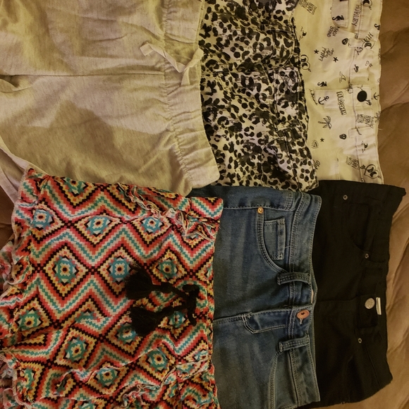 Girls size 8 and 10/12 clothes size 3 shoes - Picture 11 of 15